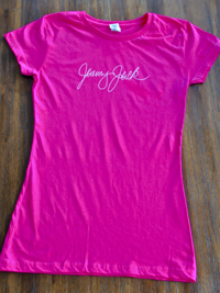 Women’s Signature T-Shirt Pink